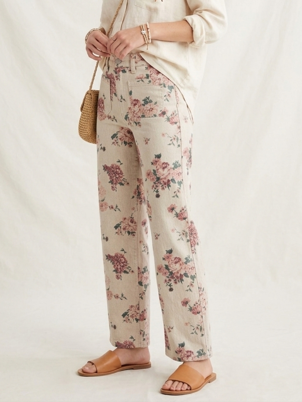 NWT Universal Thread Highest Rise Sailor Jeans - Floral Print Khaki Size 4